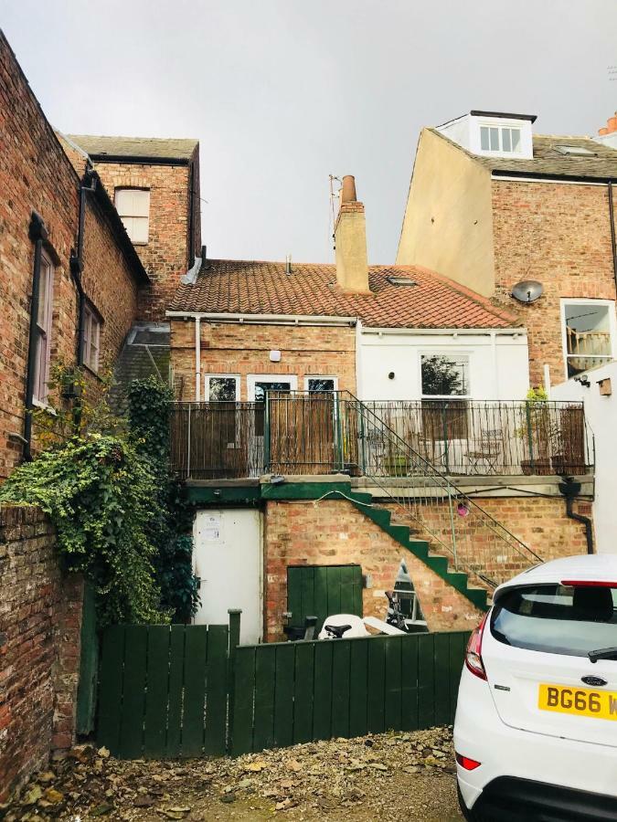 Gillygate Holiday Apartment York Exterior foto